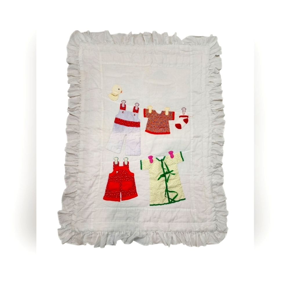 Vintage 70's Applique Clothesline Overalls Nursery Crib Quilt Bedding w/Ruffles